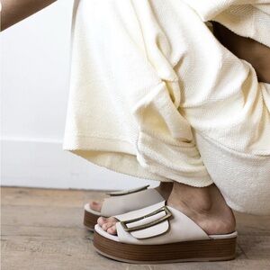 Anthropologie Kelsi Dagger Brooklyn Dover Chunk Buckle Platform Sandals